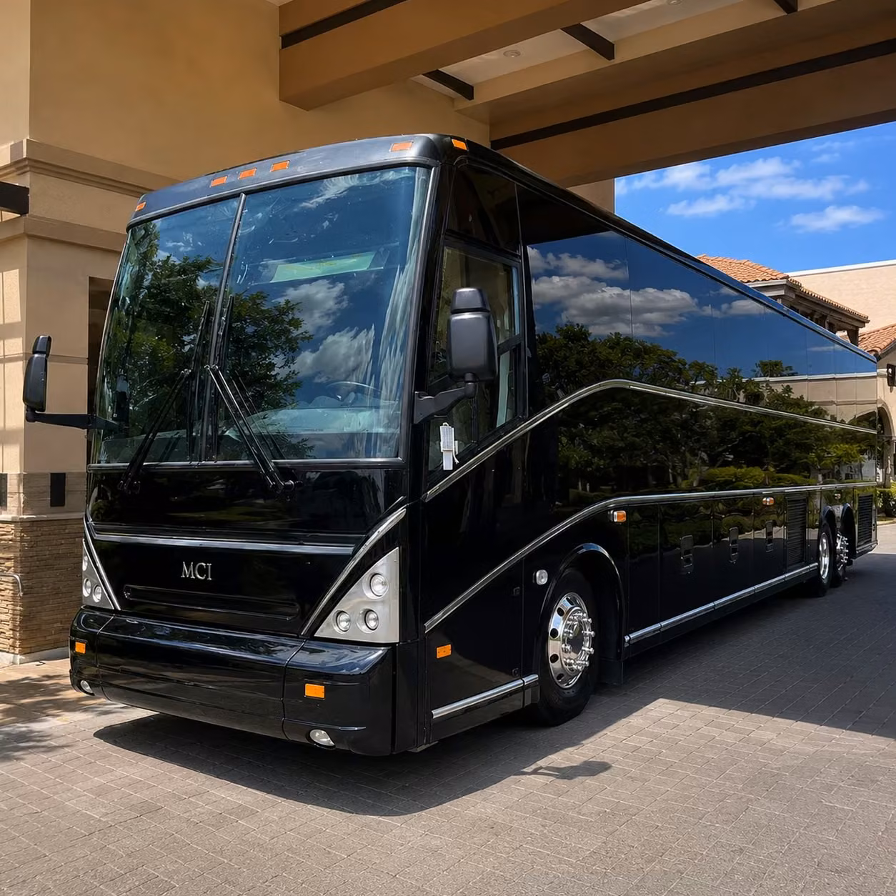 charter buses for arkansas state university events and campus transportation
