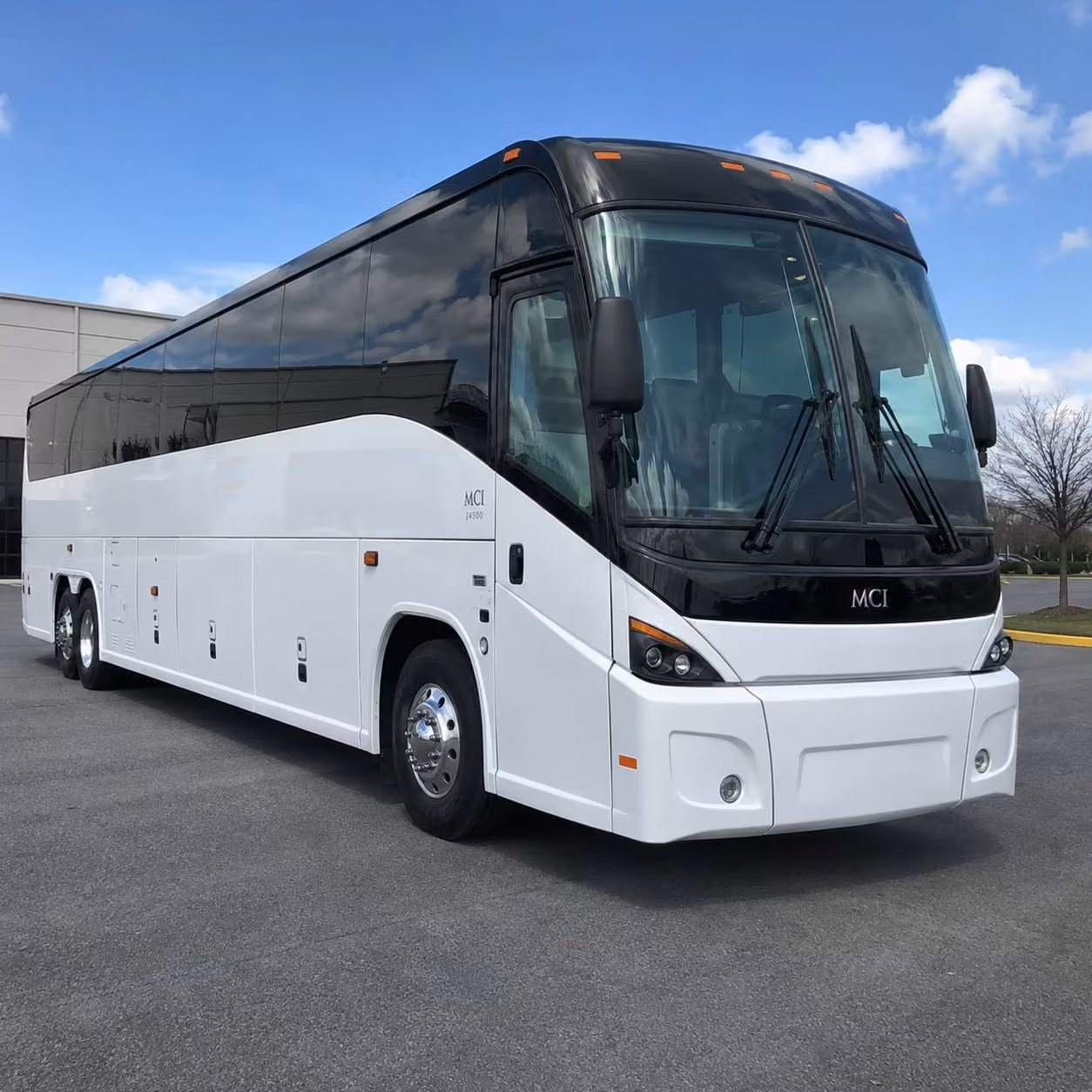 choosing the right airport shuttle bus for your jonesboro group