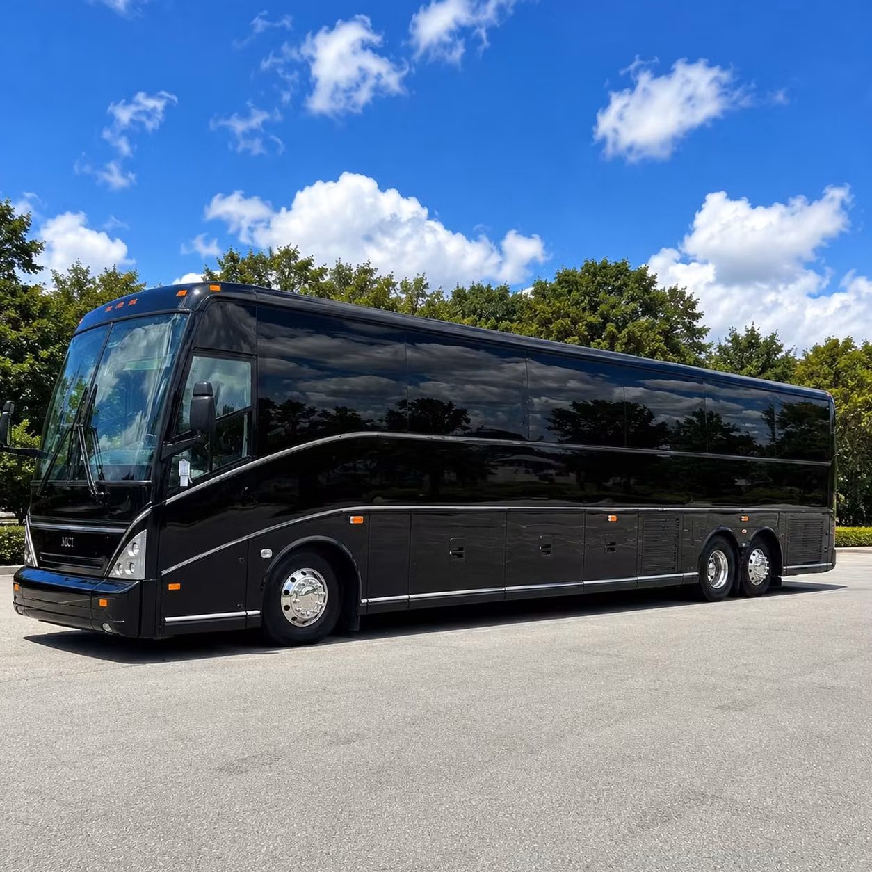 construction and industrial crew transportation across jonesboro