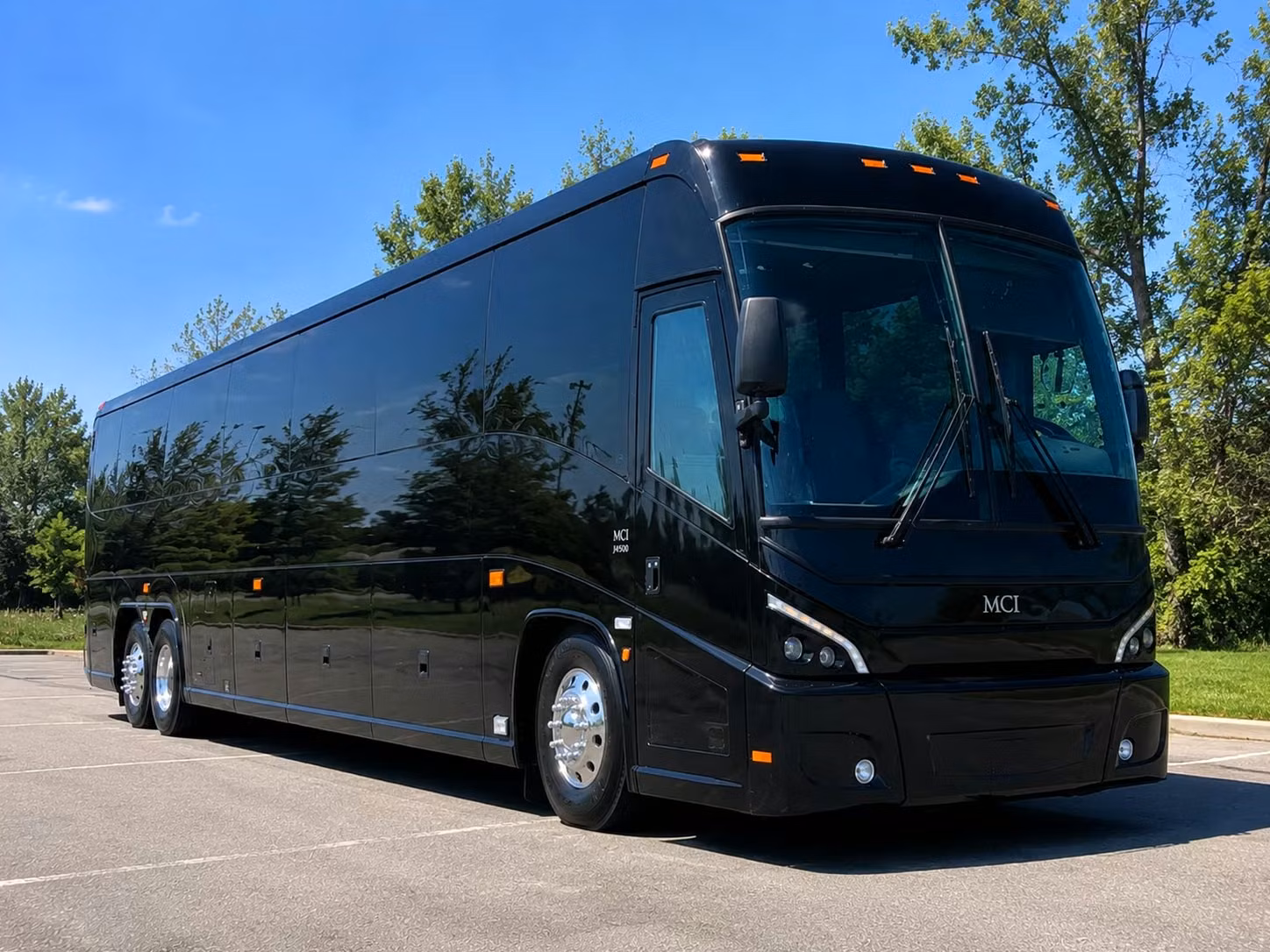 jonesborocharterbus com makes it easy to arrange field trip transportation to memphis and little rock from jonesboro